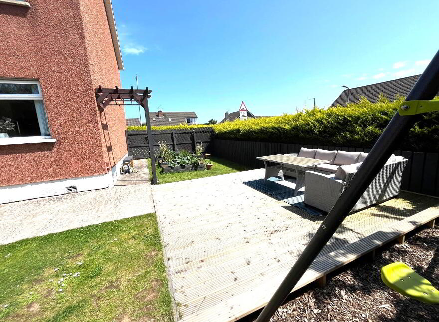 25 Windslow Heights, Carrickfergus, BT38 9AT