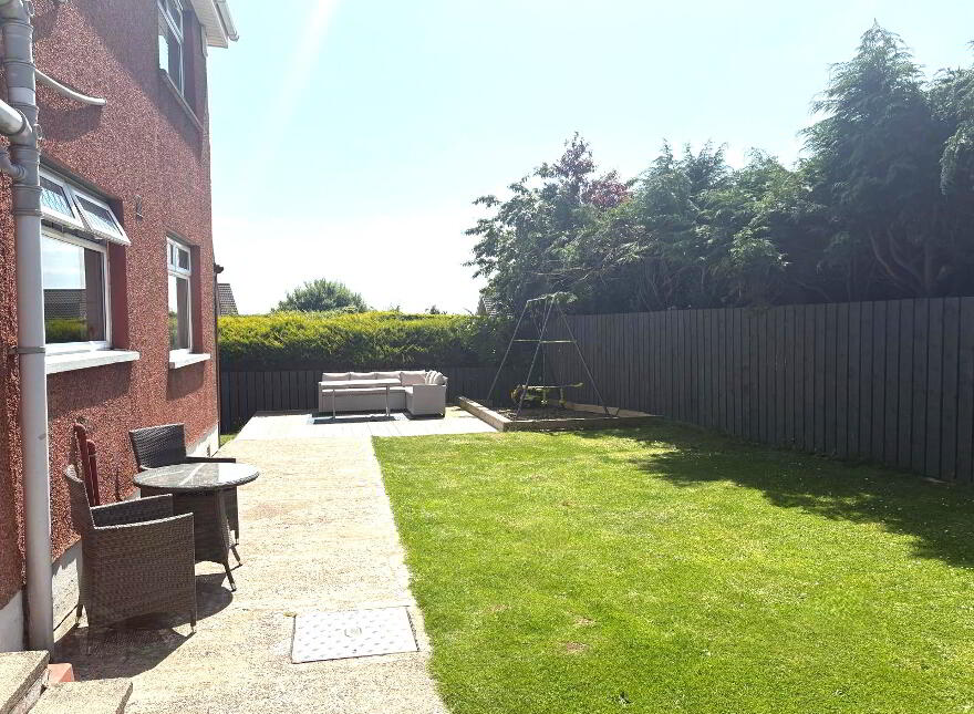25 Windslow Heights, Carrickfergus, BT38 9AT