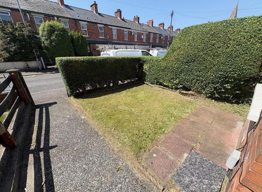 24 Eastleigh Crescent, Ballyhackamore, Belfast, BT5 6HT
