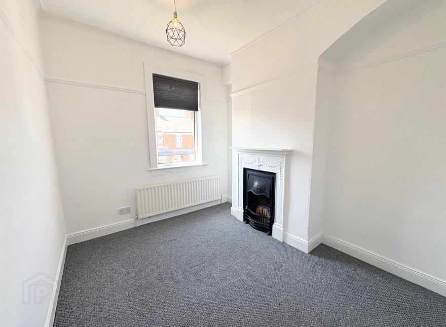 24 Eastleigh Crescent, Ballyhackamore, Belfast, BT5 6HT