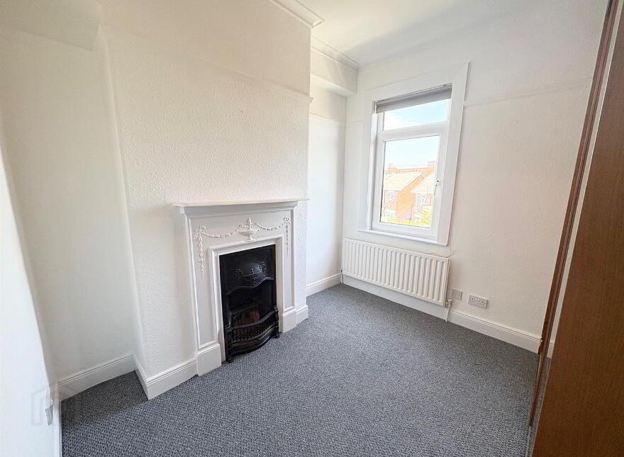 24 Eastleigh Crescent, Ballyhackamore, Belfast, BT5 6HT