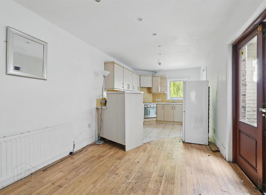 9 Adelaide Avenue, Belfast, BT9 7FY