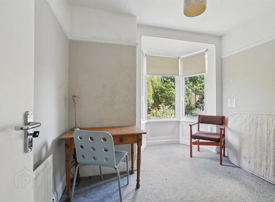 9 Adelaide Avenue, Belfast, BT9 7FY