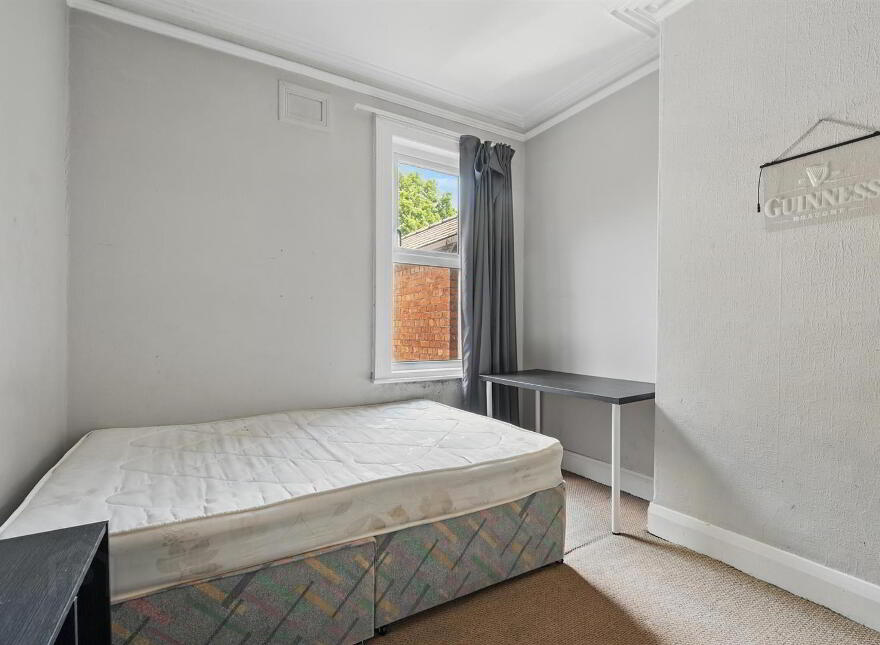 9 Adelaide Avenue, Belfast, BT9 7FY