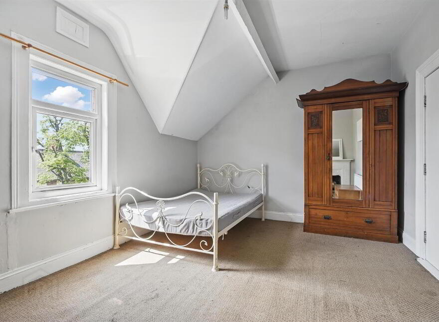 9 Adelaide Avenue, Belfast, BT9 7FY