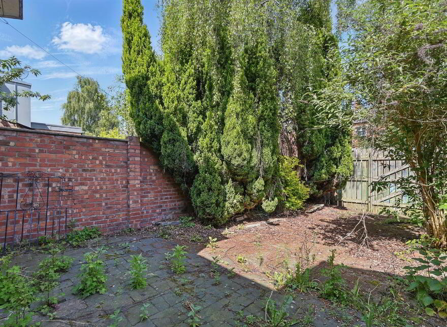9 Adelaide Avenue, Belfast, BT9 7FY