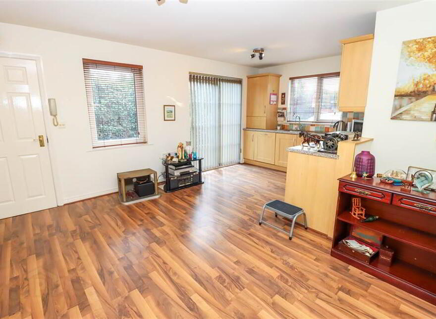 1a Dunlady Court, Dundonald, Belfast, BT16 1DB