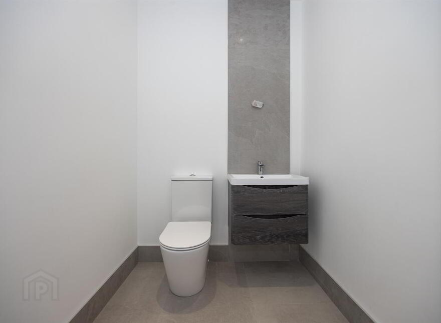 Quarry Manor, 9 Middle Braniel Road, Belfast, BT5 7TU