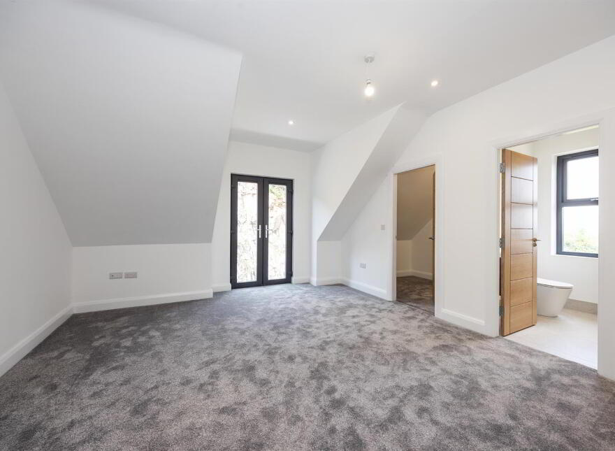 Quarry Manor, 9 Middle Braniel Road, Belfast, BT5 7TU
