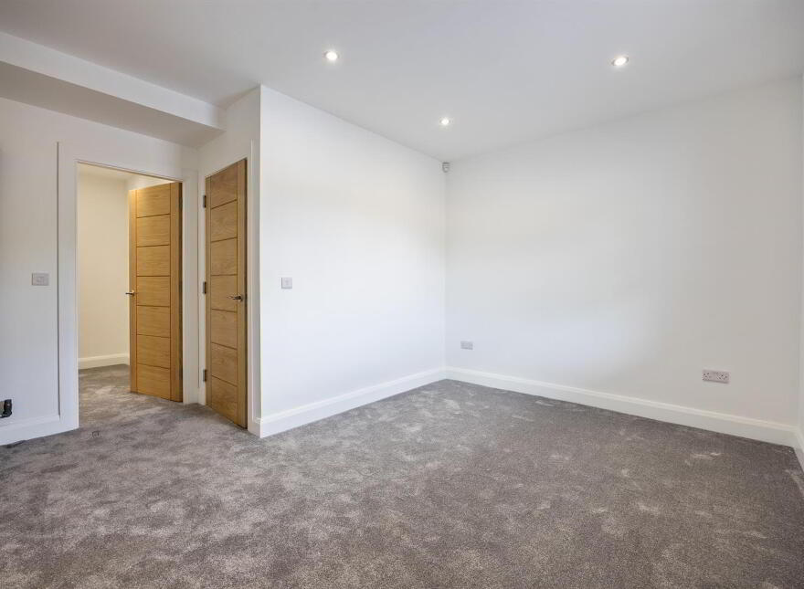 Quarry Manor, 9 Middle Braniel Road, Belfast, BT5 7TU
