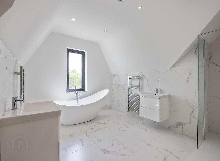 Quarry Manor, 9 Middle Braniel Road, Belfast, BT5 7TU