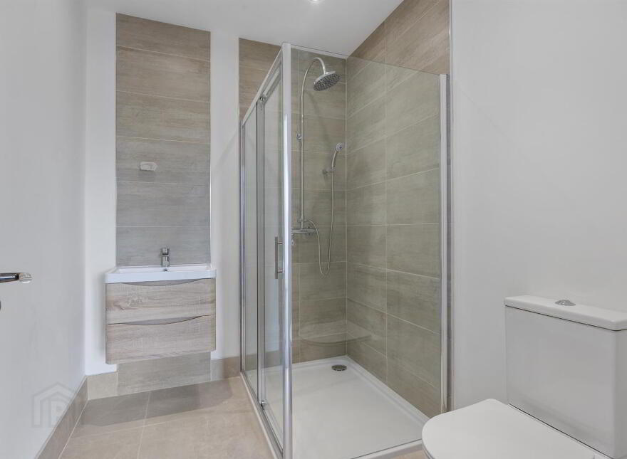 Quarry Manor, 9 Middle Braniel Road, Belfast, BT5 7TU