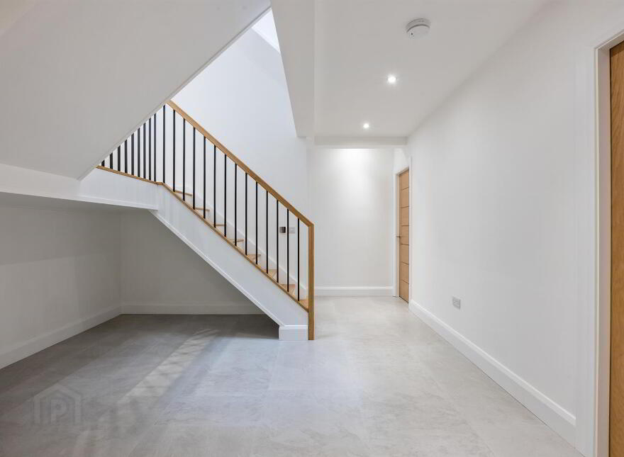Quarry Manor, 9 Middle Braniel Road, Belfast, BT5 7TU