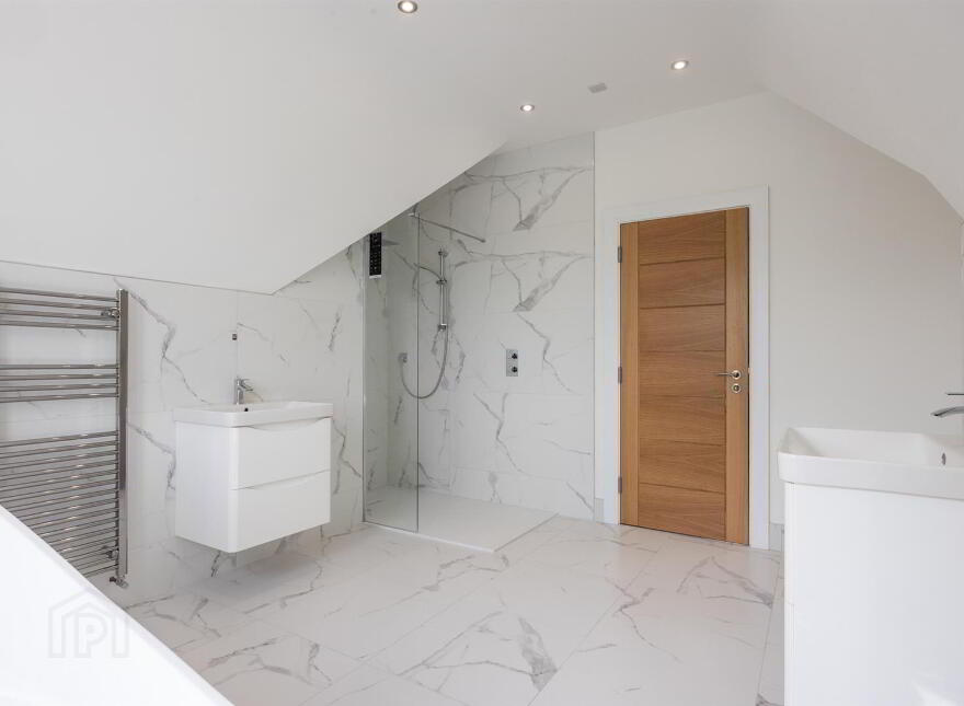 Quarry Manor, 9 Middle Braniel Road, Belfast, BT5 7TU