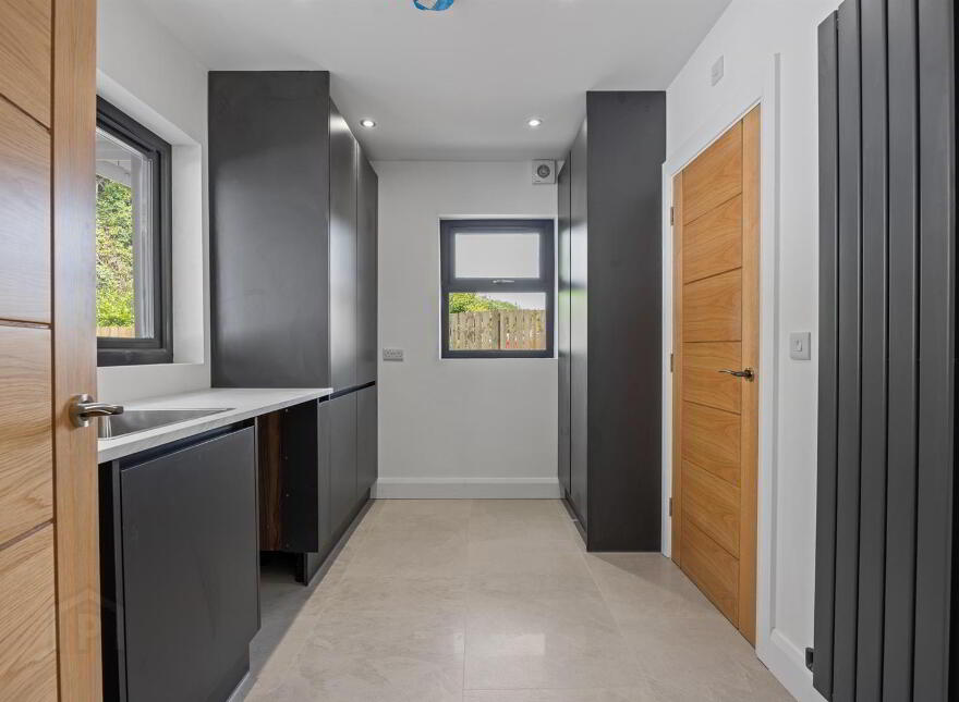Quarry Manor, 9 Middle Braniel Road, Belfast, BT5 7TU