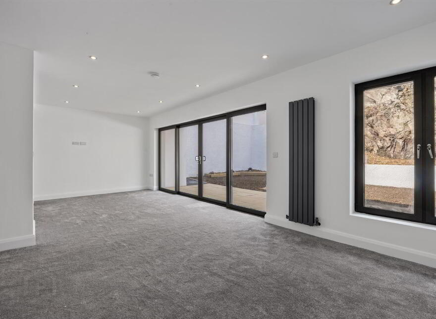Quarry Manor, 9 Middle Braniel Road, Belfast, BT5 7TU