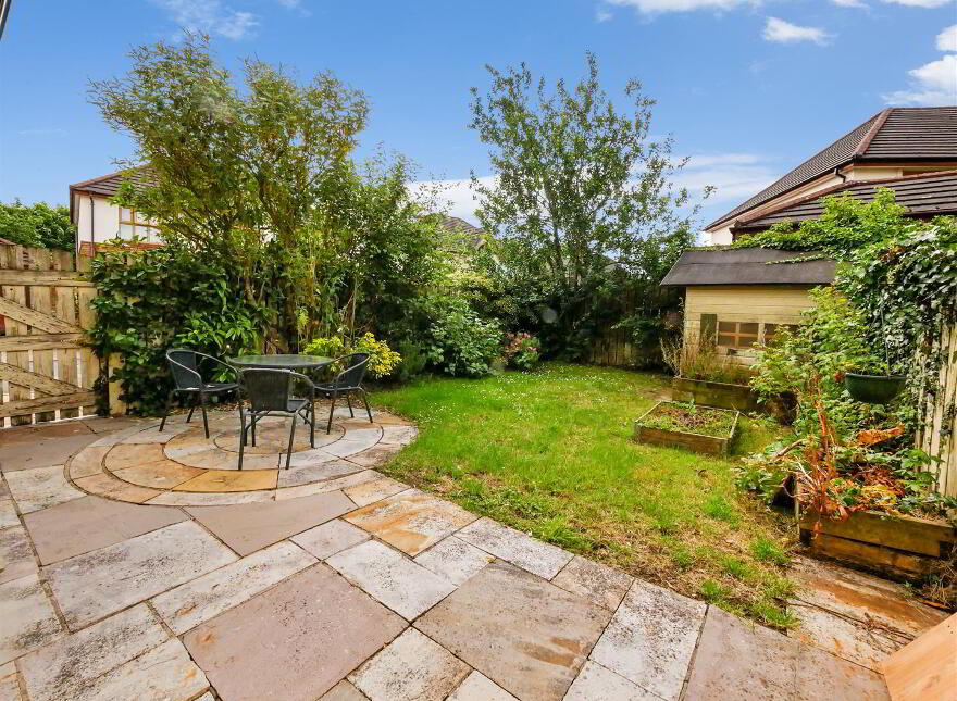 48 Woodrow Gardens, Off Todds Hill, Saintfield, BT24 7WG