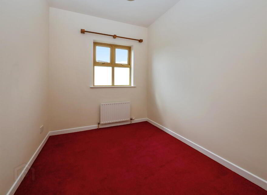 48 Woodrow Gardens, Off Todds Hill, Saintfield, BT24 7WG