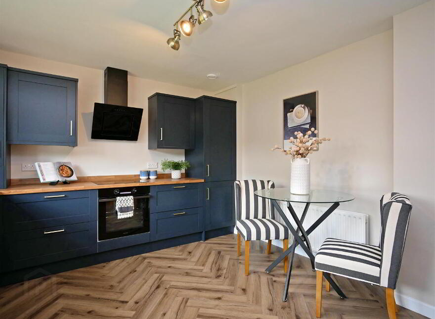 48 Woodrow Gardens, Off Todds Hill, Saintfield, BT24 7WG