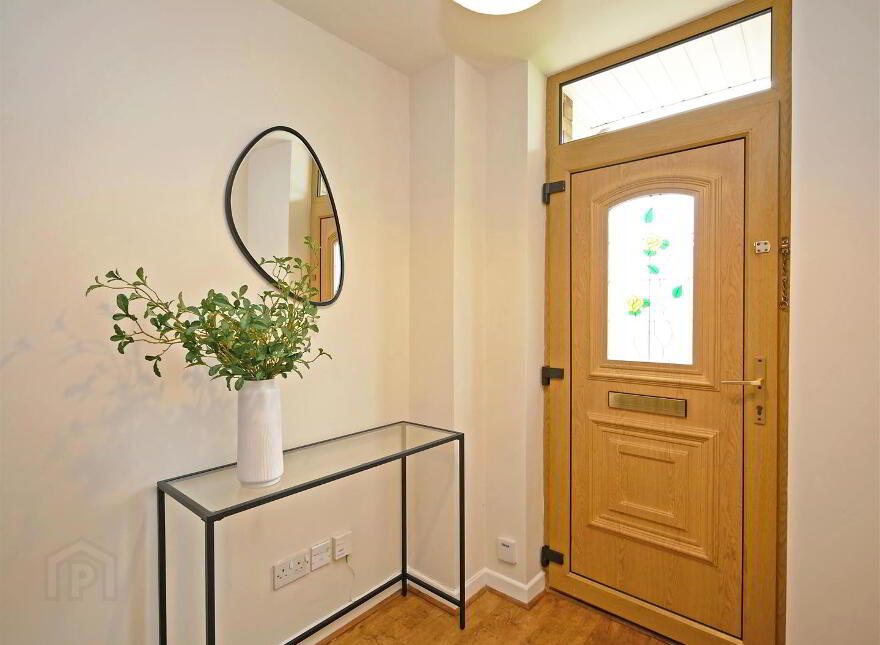 48 Woodrow Gardens, Off Todds Hill, Saintfield, BT24 7WG