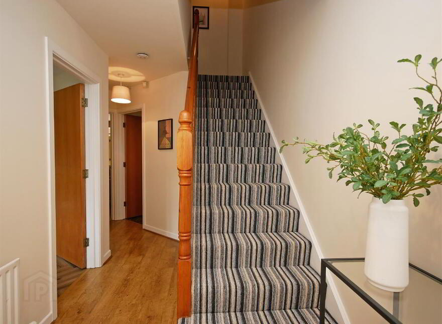 48 Woodrow Gardens, Off Todds Hill, Saintfield, BT24 7WG