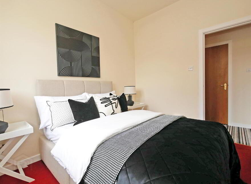 48 Woodrow Gardens, Off Todds Hill, Saintfield, BT24 7WG