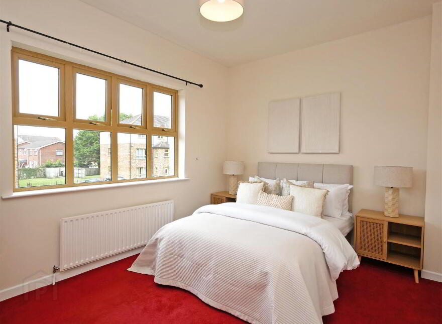 48 Woodrow Gardens, Off Todds Hill, Saintfield, BT24 7WG