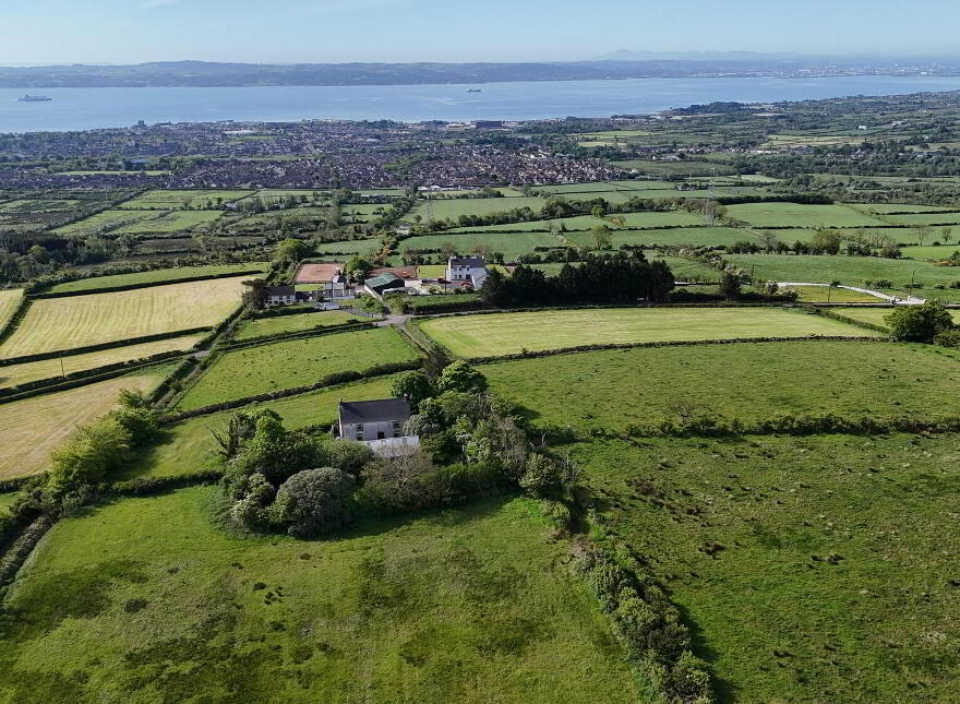 25 Liberty Road, Carrickfergus, BT38 9DJ