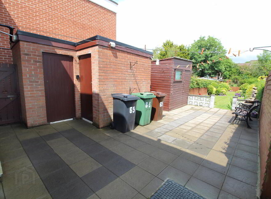 65 Dunbeg Park, Hillsborough, BT26 6AT
