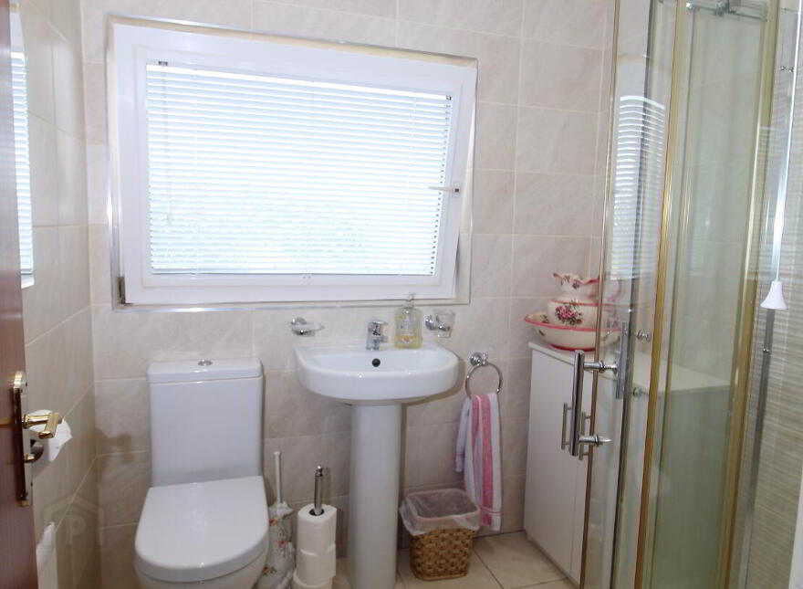 65 Dunbeg Park, Hillsborough, BT26 6AT