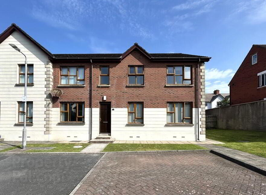 25 Aston Gardens, Ballyhackamore, Belfast, BT4 3FS photo