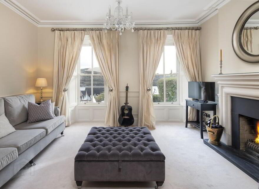 2 Belgrave Place, Glenbrook, Passage West,Cork