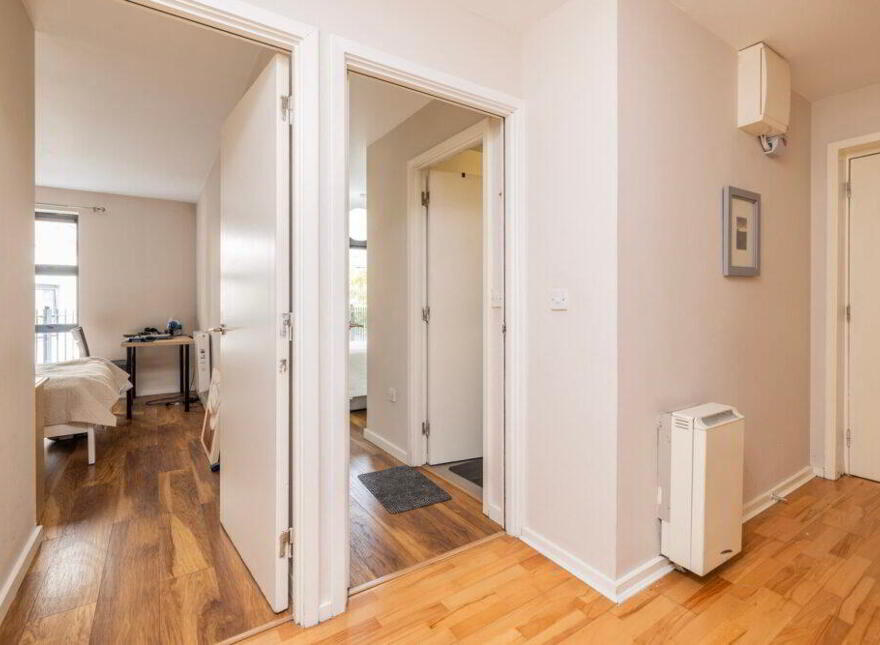 Apt 10, Compass Court Sourt, Royal Canal Park, Dublin, D15F102