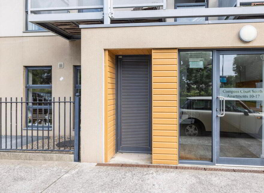 Apt 10, Compass Court Sourt, Royal Canal Park, Dublin, D15F102