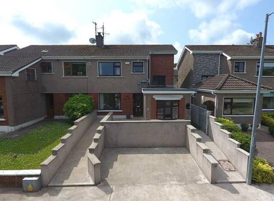 4 Owenabue Drive, Carrigaline