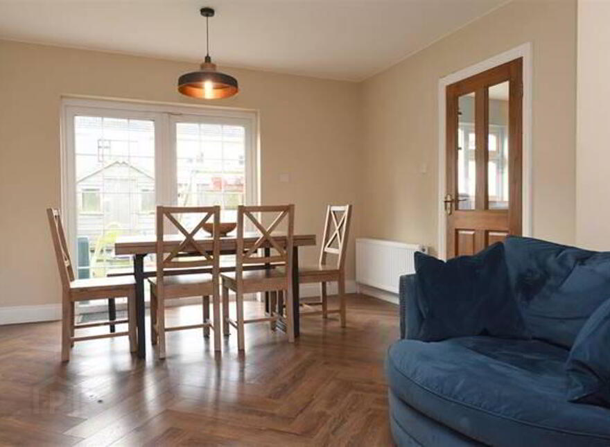 4 Owenabue Drive, Carrigaline