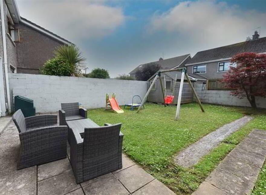 4 Owenabue Drive, Carrigaline