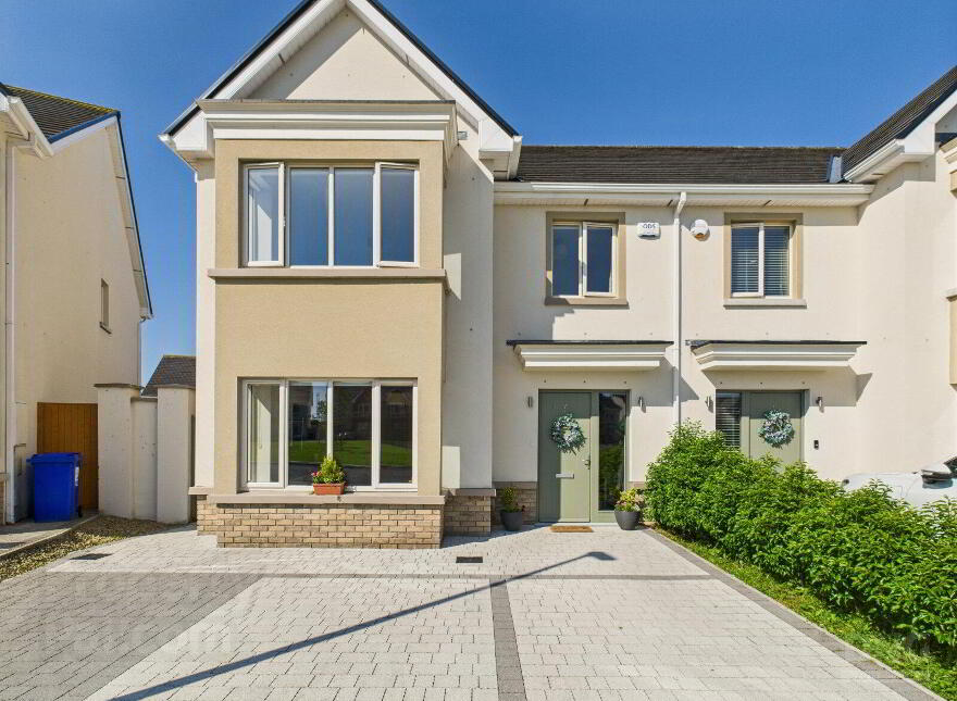 7 Silverbrook Way, Silverbrook, Tullamore, R35X4C1 photo