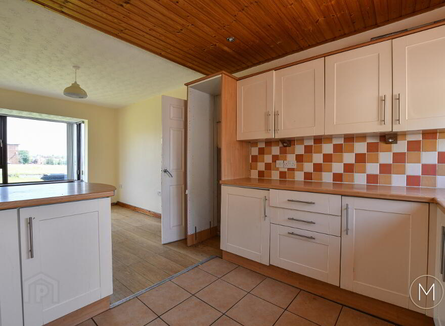 2 Barna Square, Rathcoole, Newtownabbey, BT37 9BY