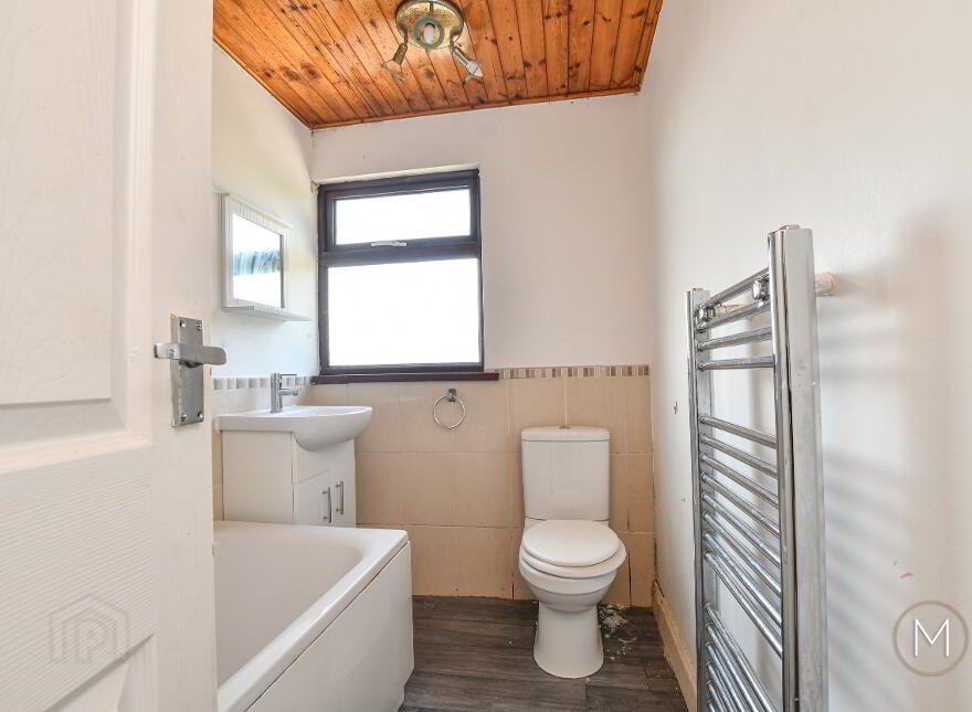 2 Barna Square, Rathcoole, Newtownabbey, BT37 9BY
