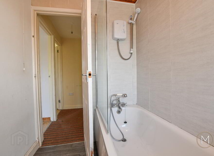2 Barna Square, Rathcoole, Newtownabbey, BT37 9BY