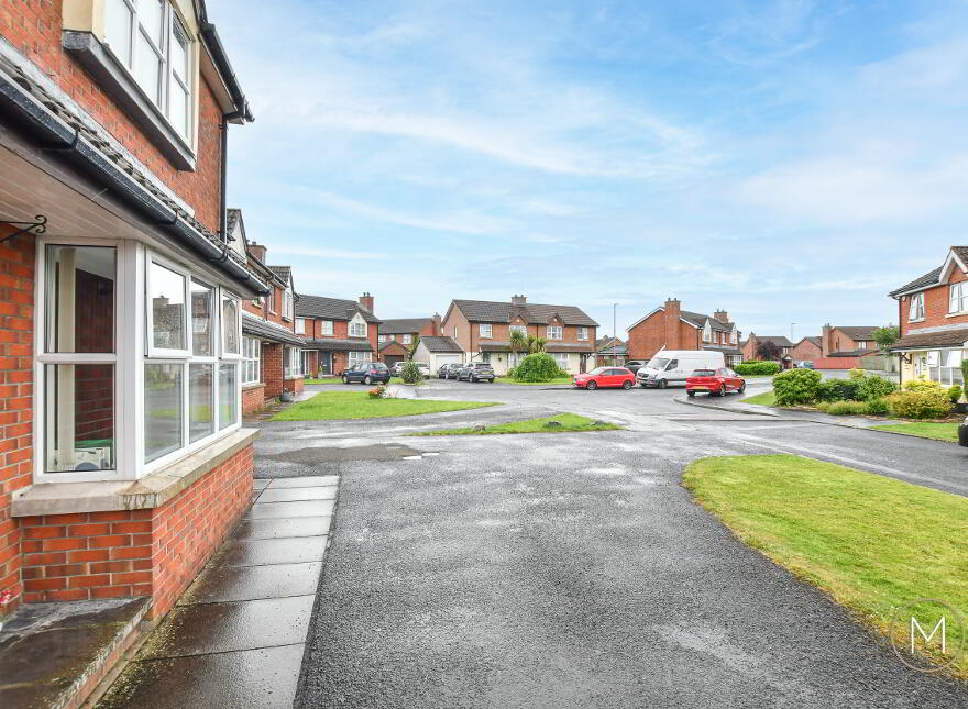 56 Meadowlands, Antrim, BT41 4EU