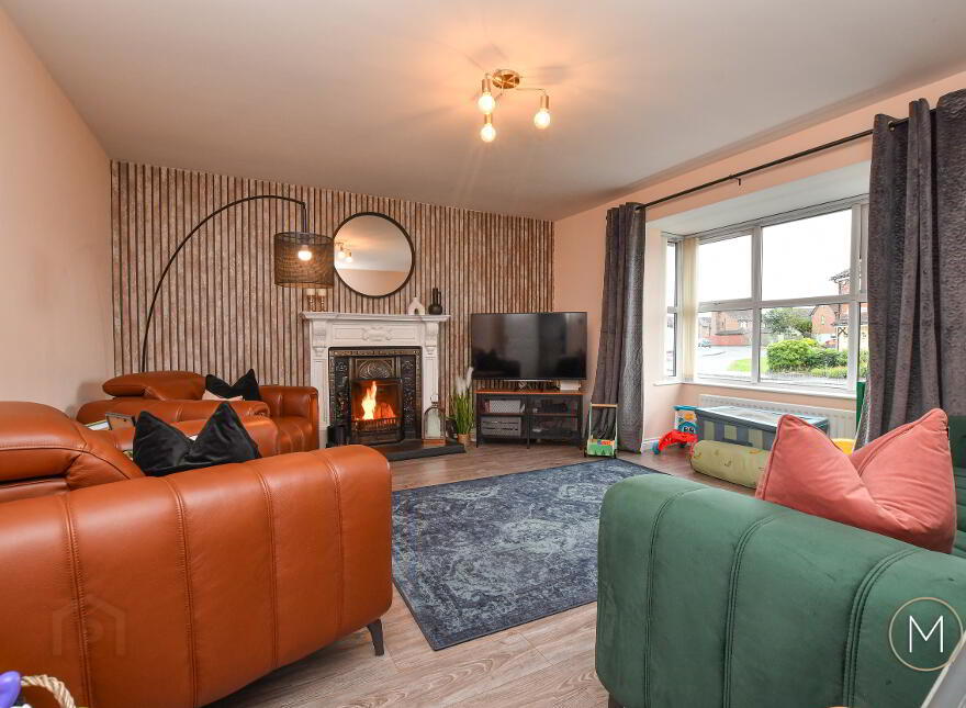 56 Meadowlands, Antrim, BT41 4EU