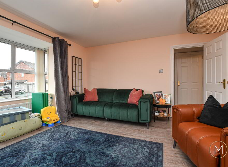 56 Meadowlands, Antrim, BT41 4EU