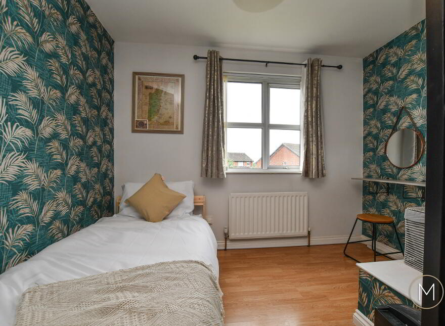 56 Meadowlands, Antrim, BT41 4EU