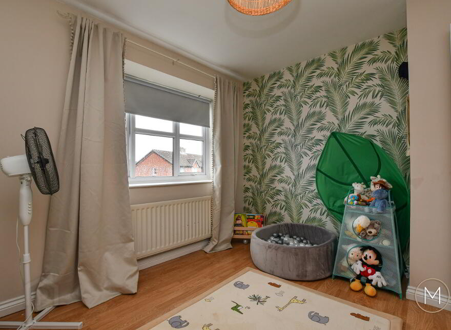 56 Meadowlands, Antrim, BT41 4EU