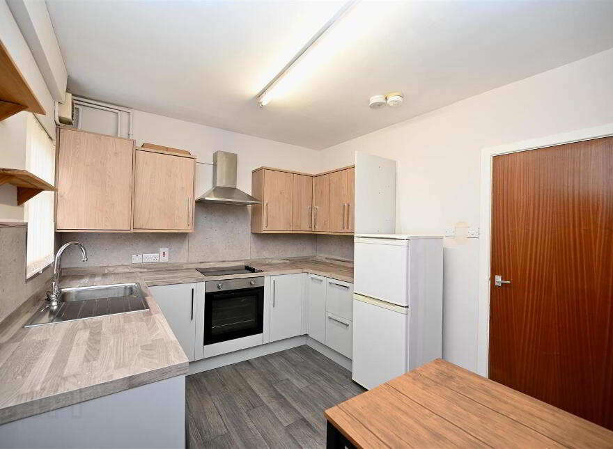 30 Benburb Street, Belfast, BT12 6JG