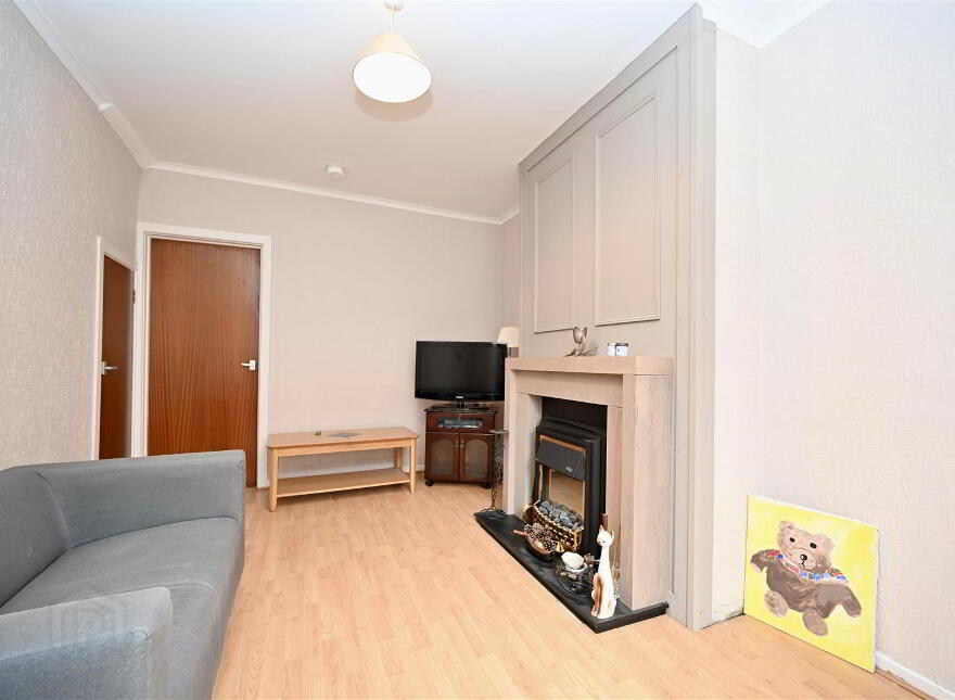 30 Benburb Street, Belfast, BT12 6JG