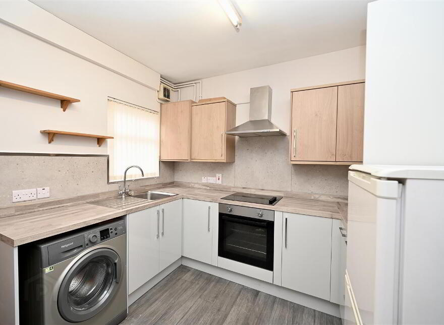 30 Benburb Street, Belfast, BT12 6JG