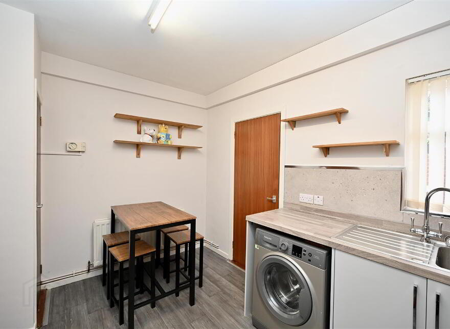 30 Benburb Street, Belfast, BT12 6JG